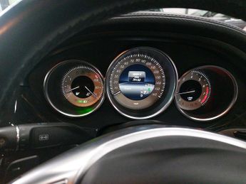 Mercedes-Benz CLS 3.5 CLS350 V6 AMG Sport Coupe G-Tronic+ Euro 5 (s/s) 4dr