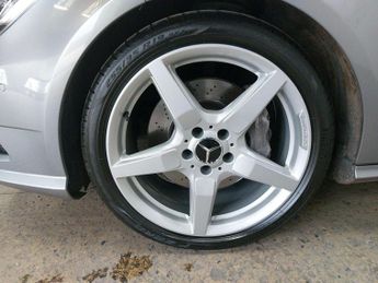 Mercedes-Benz CLS 3.5 CLS350 V6 AMG Sport Coupe G-Tronic+ Euro 5 (s/s) 4dr