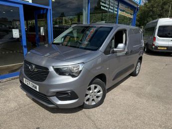 Vauxhall Combo 1.5 Turbo D 2000 Griffin Panel Van 4dr Diesel Manual L1 H1 Euro 