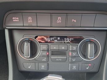 Audi Q3 2.0 TDI Black Edition SUV 5dr Diesel S Tronic quattro Euro 6 (s/