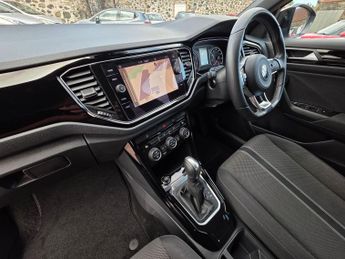 Volkswagen T-Roc 1.5L Black Edition TSi Evo Semi-Auto SUV 5dr Petrol Semi Automat