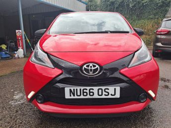Toyota AYGO 1.0 VVT-i x Hatchback 3dr Petrol Manual Euro 5 Euro 5 (68 ps)