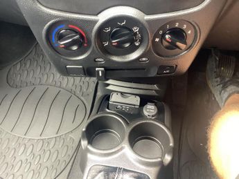 Kia Picanto 1.1L Domino Hatchback 5dr Petrol Manual Euro 5 (64 bhp)