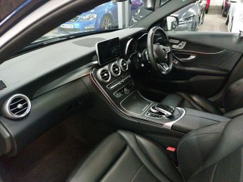 Mercedes-Benz C Class 2.1 C220d AMG Line (Premium) 7G-Tronic+ Euro 6 (s/s) 5dr