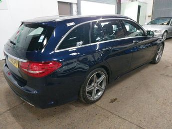 Mercedes-Benz C Class 2.1 C220d AMG Line (Premium) 7G-Tronic+ Euro 6 (s/s) 5dr