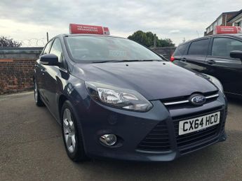 Ford Focus 1.6 TDCi Zetec Navigator Hatchback 5dr Diesel Manual Euro 5 (s/s
