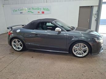 Audi TT RS 2.5 TFSI RS Roadster S Tronic quattro Euro 5 2dr