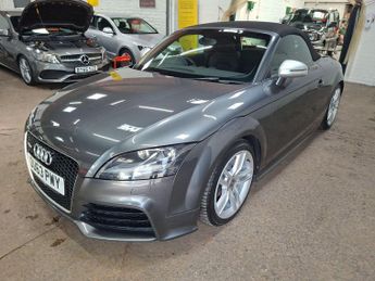 Audi TT RS 2.5 TFSI RS Roadster S Tronic quattro Euro 5 2dr