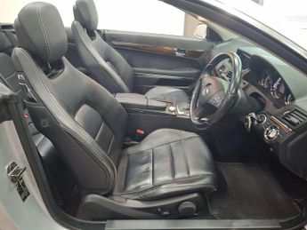 Mercedes-Benz E Class 1.8 E200 CGI BlueEfficiency SE Cabriolet Tiptronic Euro 5 (s/s) 