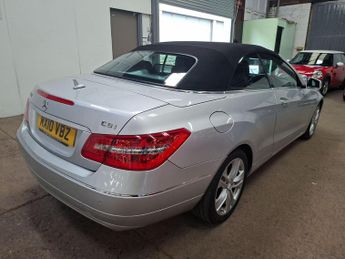 Mercedes-Benz E Class 1.8 E200 CGI BlueEfficiency SE Cabriolet Tiptronic Euro 5 (s/s) 