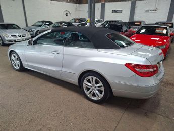 Mercedes-Benz E Class 1.8 E200 CGI BlueEfficiency SE Cabriolet Tiptronic Euro 5 (s/s) 