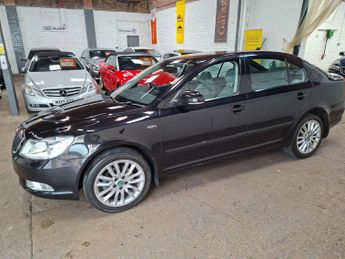 Skoda Octavia 2.0 TDI Laurin & Klement DSG Euro 5 5dr