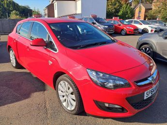 Vauxhall Astra 1.6 16v Excite Hatchback 5dr Petrol Manual Euro 5 (115 ps)