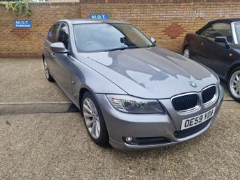BMW 318 2.0L 318I SE Saloon 4dr Petrol Manual Euro 4 (141 bhp)