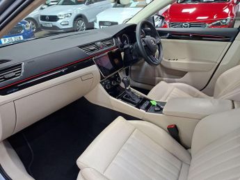 Skoda Superb 2.0 TDI Laurin & Klement DSG 4WD Euro 6 (s/s) 5dr