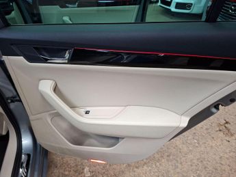 Skoda Superb 2.0 TDI Laurin & Klement DSG 4WD Euro 6 (s/s) 5dr