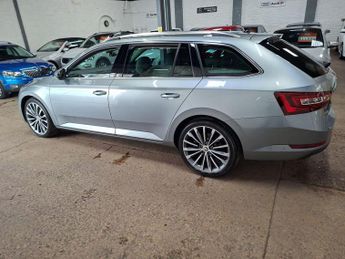 Skoda Superb 2.0 TDI Laurin & Klement DSG 4WD Euro 6 (s/s) 5dr