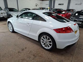 Audi TT 2.0 TFSI Sport S Tronic quattro Euro 5 (s/s) 3dr