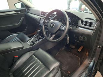 Skoda Superb 2.0 TDI SE L Executive DSG Euro 6 (s/s) 5dr