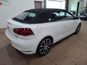 Volkswagen Golf 2.0 TDI BlueMotion Tech GT Cabriolet DSG Euro 5 (s/s) 2dr