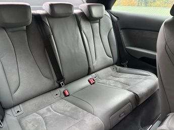 Audi A3 1.5 TFSI CoD S line Hatchback 3dr Petrol S Tronic Euro 6 (s/s) (