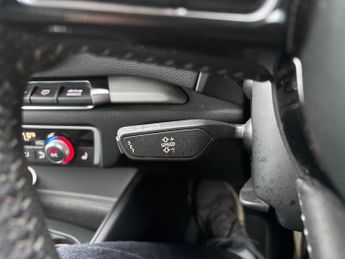 Audi A3 1.5 TFSI CoD S line Hatchback 3dr Petrol S Tronic Euro 6 (s/s) (