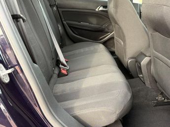 Peugeot 308 1.2L Allure S/S Auto Estate 5dr Petrol Automatic Euro 6 (130 bhp