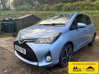 Toyota Yaris 1.5 VVT-h Design Hatchback 5dr Petrol Hybrid E-CVT Euro 6 (101 p