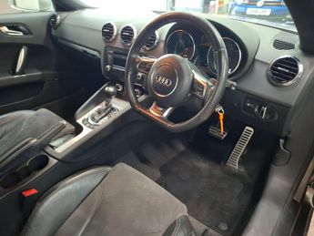 Audi TT 2.0 TFSI S line S Tronic Euro 5 (s/s) 3dr