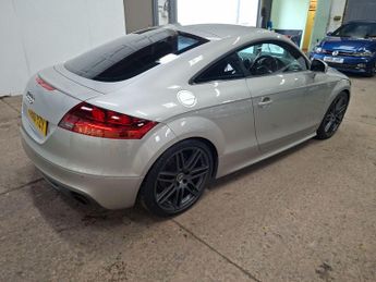 Audi TT 2.0 TFSI S line S Tronic Euro 5 (s/s) 3dr