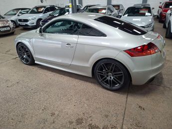 Audi TT 2.0 TFSI S line S Tronic Euro 5 (s/s) 3dr