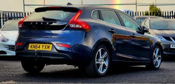 Volvo V40 1.6 D2 SE Lux Hatchback 5dr Diesel Powershift Euro 5 (s/s) (115 