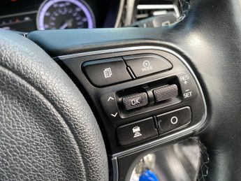 Kia Niro 1.6 GDi 3 DCT Euro 6 (s/s) 5dr