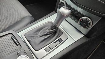 Mercedes-Benz C Class 1.6 C180K BlueEfficiency Sport Auto Euro 4 5dr