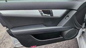 Mercedes-Benz C Class 1.6 C180K BlueEfficiency Sport Auto Euro 4 5dr