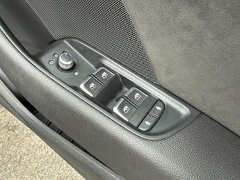 Audi RS3 2.5 TFSI S Tronic quattro Euro 6 (s/s) 4dr