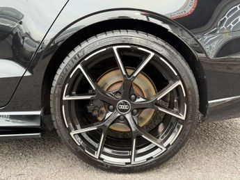 Audi RS3 2.5 TFSI S Tronic quattro Euro 6 (s/s) 4dr