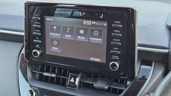 Toyota Corolla 1.8 VVT-h Design Touring Sports 5dr Petrol Hybrid CVT Euro 6 (s/