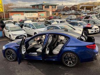 BMW M5 4.4i V8 Competition Steptronic xDrive Euro 6 (s/s) 4dr