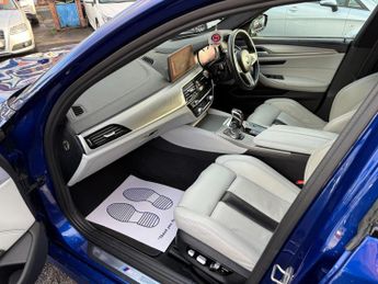 BMW M5 4.4i V8 Competition Steptronic xDrive Euro 6 (s/s) 4dr