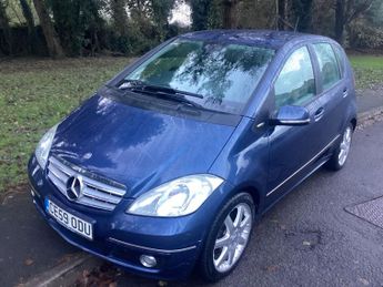 Mercedes A Class 2.0L A180 CDi AvantGarde SE CVT Hatchback 5dr Diesel Automatic E