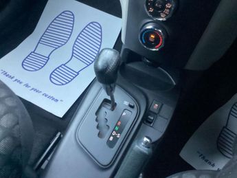 Toyota IQ 1.0L VVT-i CVT Hatchback 3dr Petrol Automatic Euro 5 (67 bhp)