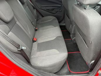 Ford Fiesta 1.6 Titanium Powershift Euro 5 5dr