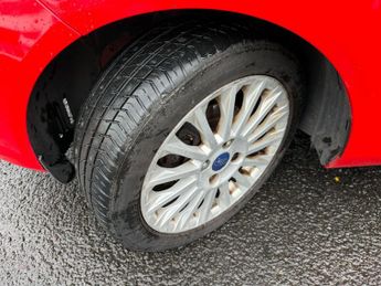 Ford Fiesta 1.6 Titanium Powershift Euro 5 5dr