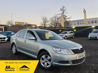 Skoda Octavia 1.6L SE MPI Hatchback 5dr Petrol Manual Euro 5 (100 bhp)