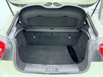 Mercedes-Benz A Class 2.1 A220d AMG Line 7G-DCT Euro 6 (s/s) 5dr