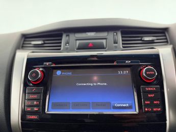 Nissan Navara 2.3 dCi Tekna Auto 4WD Euro 6 4dr