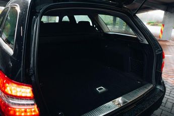 Mercedes-Benz E Class 2.1 E220 CDI BlueEfficiency Avantgarde Estate 5dr Diesel G-Troni