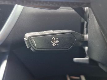 Audi A6 Saloon 2.0 TDI 40 S line Saloon 4dr Diesel S Tronic Euro 6 (s/s) (204 p