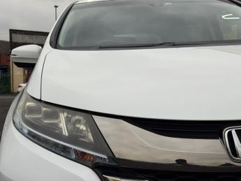 Honda Odyssey Honda Odyssey ABSOLUTE 2LT PETROL HYBRID 7 SEATS